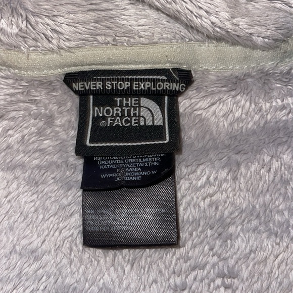 The North Face Women’s Fleece Full Zip Jacket. Breast cancer ribbon on sleeve. - Picture 6 of 9